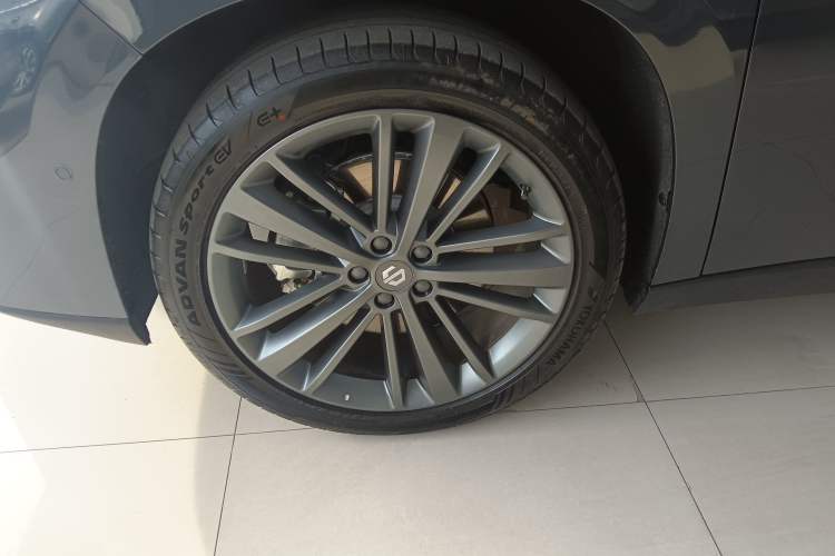 Used Leapmotor C16 2026 Extended-Range 280 LiDAR Zhizun Edition 6 Seats