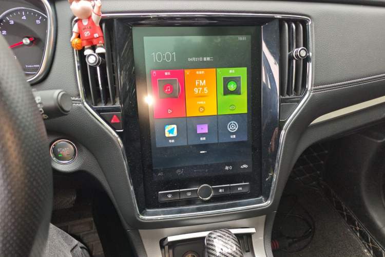 Used Roewe RX5 2019 20T Two-Wheel Drive Automatic 4G Connected Platinum Edition
