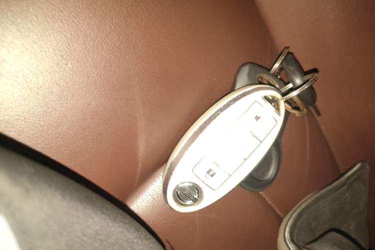 Used Infiniti QX50 2015 2.5L Enjoyment Edition Vehicle Key