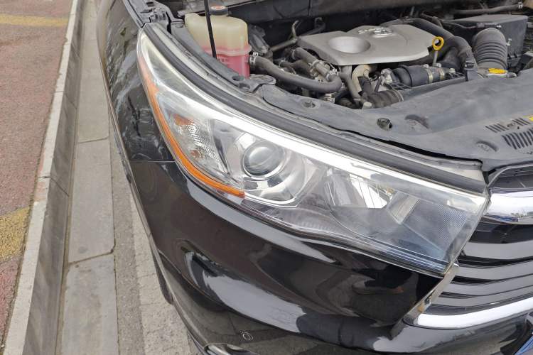 Used Toyota Highlander 2015 2.0T Four-Wheel Drive Luxury Edition 7-Seater