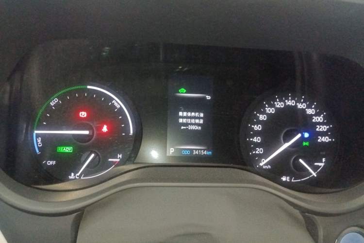 Used Toyota SIENNA 2023 2.5L Hybrid Luxury Edition