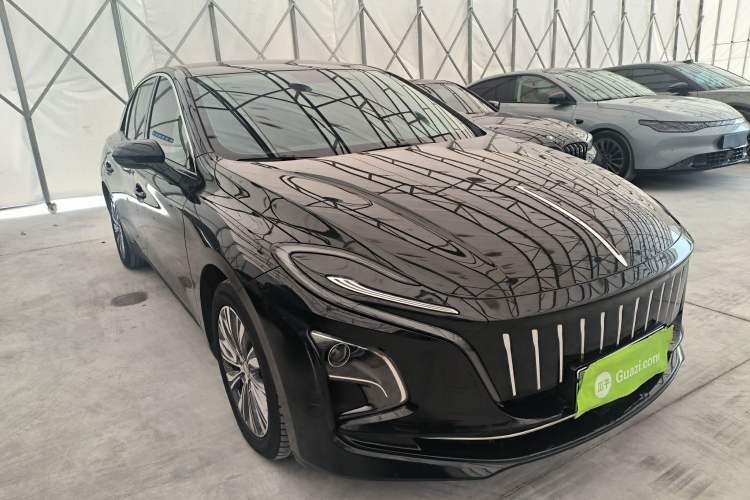 Used Hongqi E-QM5 2024 450km Range Commuter Version Exterior 1