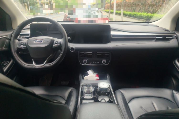 Used Ford Edge 2021 PLUS EcoBoost 245 Two-Wheel-Drive Platinum Edition 5 Seats Center Console