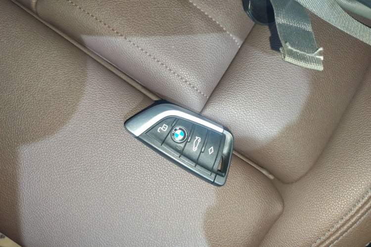 Used BMW 3 Series 2021 Second Facelift 325Li M Sport Package
