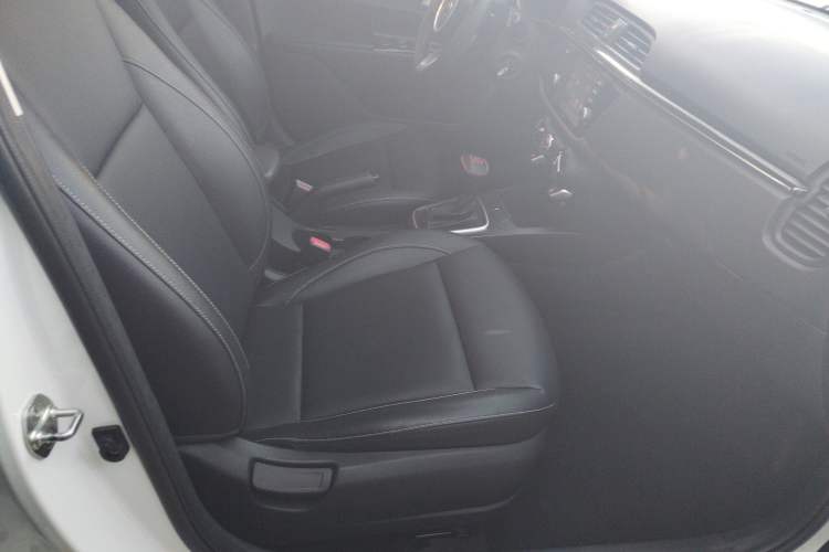 Used Kia K2 2019 Sedan 1.4L Automatic Transmission 15th Anniversary Special Edition GLS China V Standard Right Front Seat