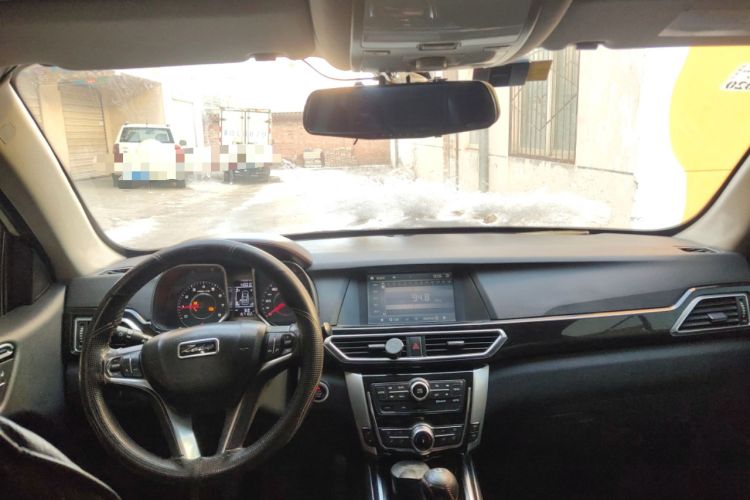 Used Zotye Domy X5 2015 1.5T Manual Luxury Version China IV Standard Headliner