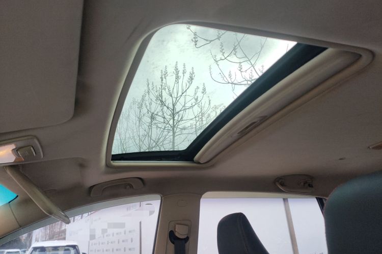 Used Baojun 560 2015 1.8L manual luxury version
