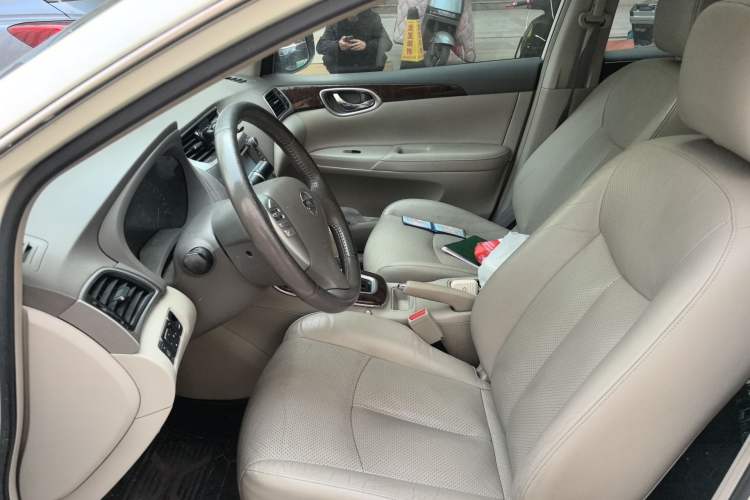 Used Nissan Sylphy 2012 1.6 XL CVT Luxury Edition Left Front Seat