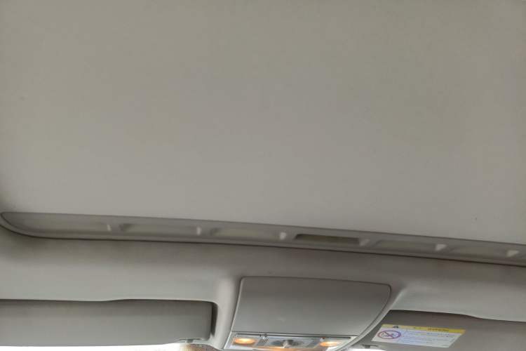 Used Volkswagen Gran Lavida 2015 1.6L Automatic Comfort Edition
