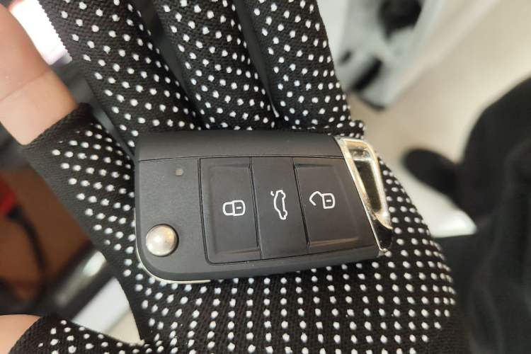 Used Volkswagen Tayron 2022 280TSI Two-Wheel Drive Luxury Smart Connectivity Version
