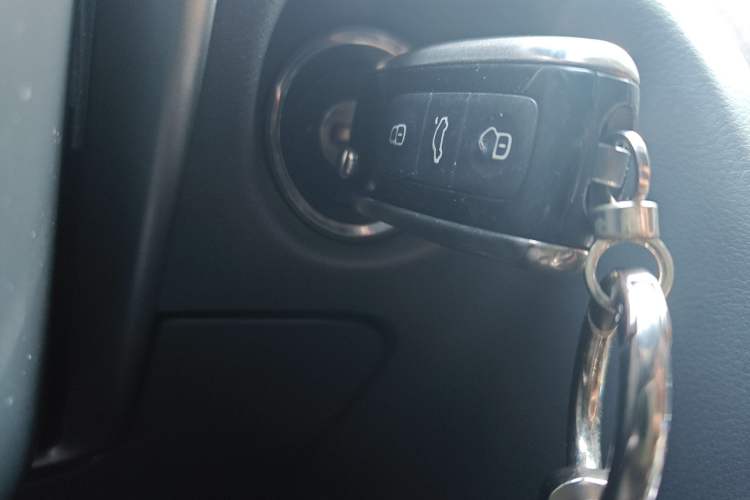 Used Volkswagen Phaeton 2012 3.0L Business Edition
