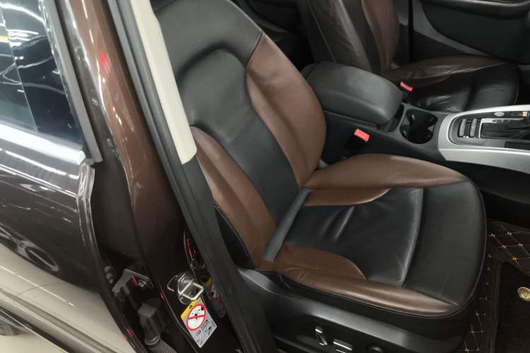 Used Audi Q5 2017 Plus 40 TFSI Technology Model