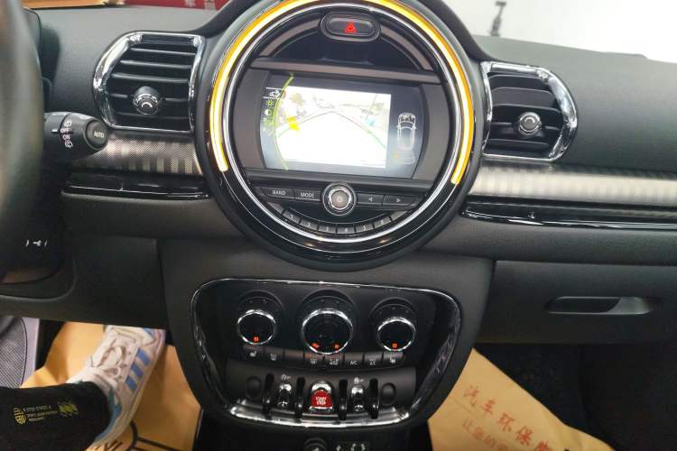 Used MINI Clubman 2016 Revised Version 1.5T COOPER Connoisseur Edition
