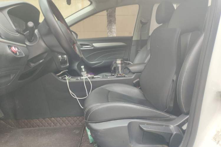 Used Roewe i6 New Energy 2019 PLUS 50T 4G Connected Glory Luxury Edition Left Front Seat