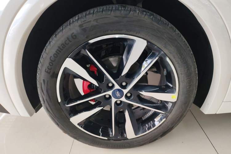 Used Ford EVOS 2022 Facelift EcoBoost 245 ST-Line
