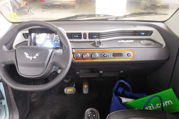 Used Wuling Hongguang MINIEV 2022 Zizai Version Lithium Iron Phosphate