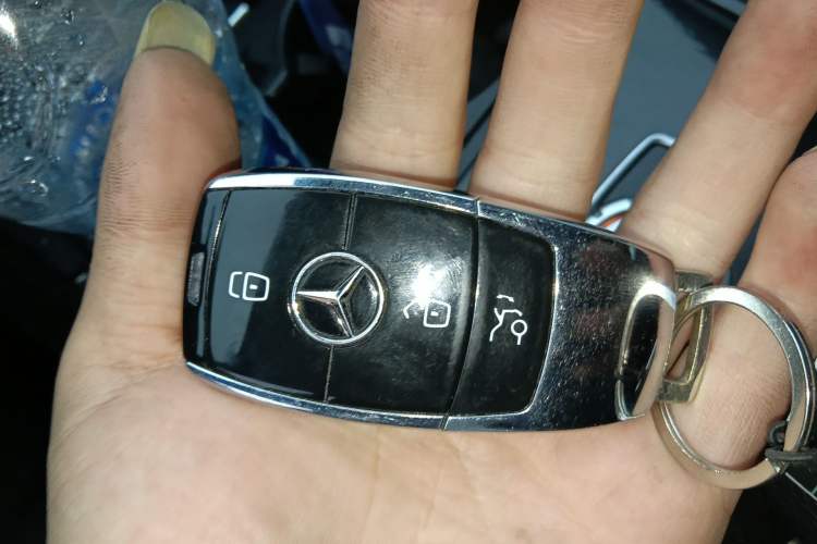 Used Mercedes-Benz E-Class 2015 E 200 L Sport Edition Vehicle Key