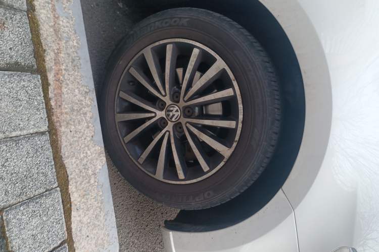 Used Volkswagen Gran Lavida 2014 1.4TSI Automatic Sport Edition
