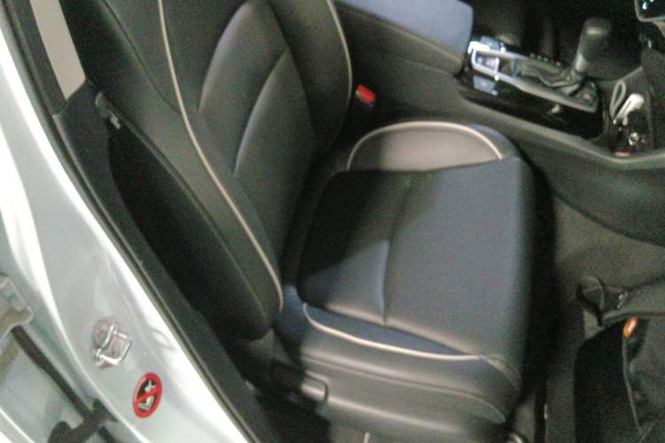 Used Honda Crider 2022 180 Turbo CVT Flagship Edition Right Front Seat