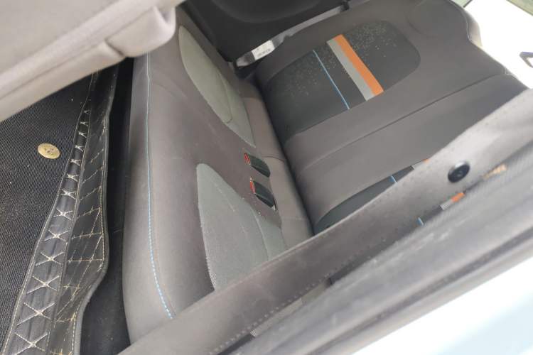 Used Wuling Hongguang MINIEV 2021 Macaron Premium Model – Lithium Iron Phosphate