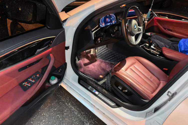 Used BMW 5 Series 2020 530Li xDrive M Sport Package Driver Seat