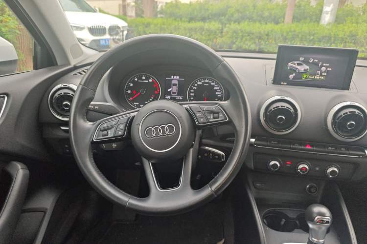 Used Audi A3 2020 Limousine 35 TFSI Fashion Edition China VI Emission Standard
