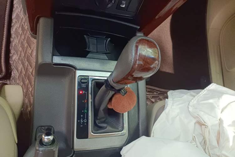 Used Toyota Prado  Gear Lever
