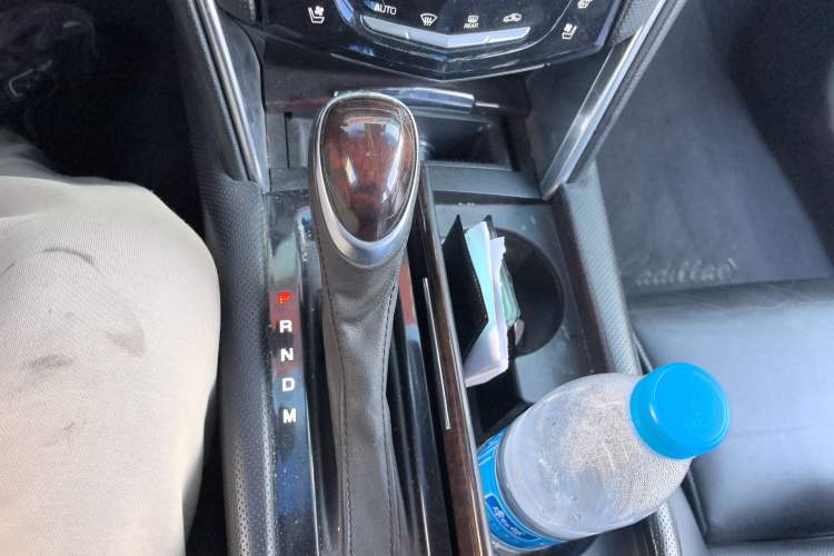 Used Cadillac XTS 2013 28T Leading Model Gear Lever