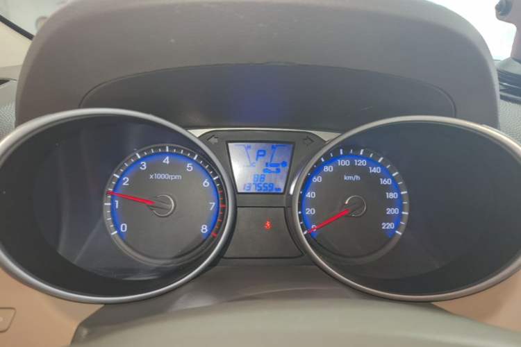 Used Hyundai ix35 2015 2.0L Automatic 2WD Smart Type China IV Instrument Cluster