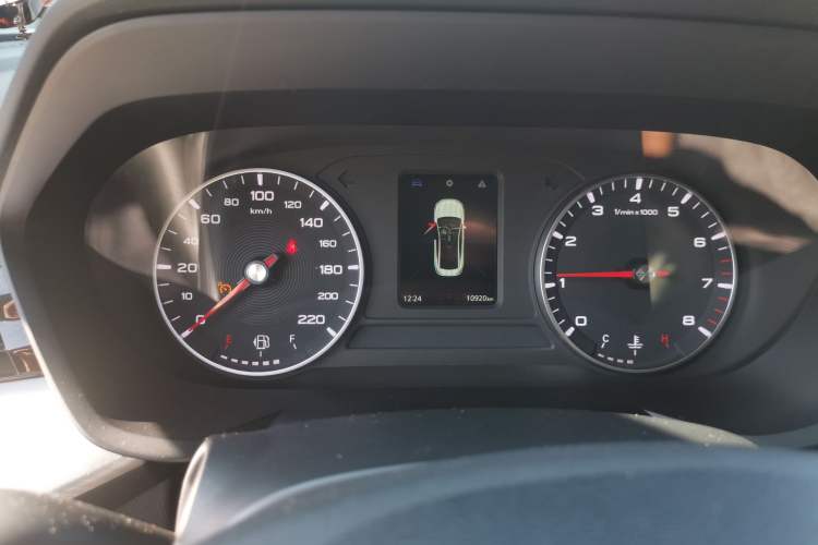 Used MG 5 2023 180 DVVT Manual Fashion Edition
