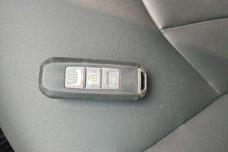 Used Baojun 560 2015 1.8L manual luxury version
