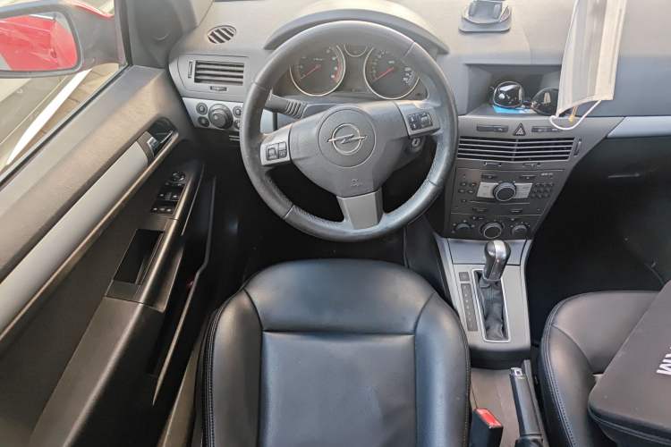 Used Opel Astra 2005 1.8 Luxury Model