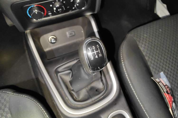 Used Jinbei Gold Hiace 