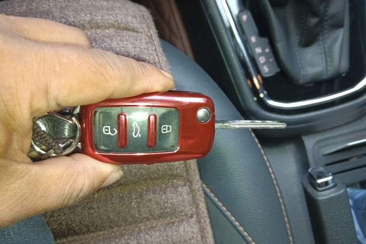 Used Volkswagen C-TREK 2017 230TSI DSG Comfort Version