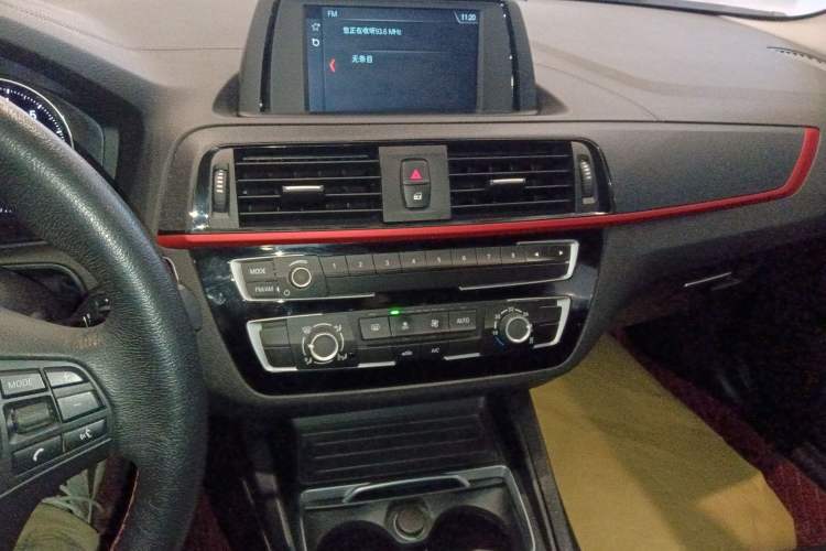 Used BMW 1 Series 2018 118i Sport Design Package
