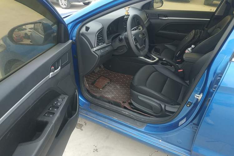 Used Hyundai Elantra (6th Generation / Lingdong) 2016 1.6L Automatic ZhiXuan – Elite Version Driver Seat