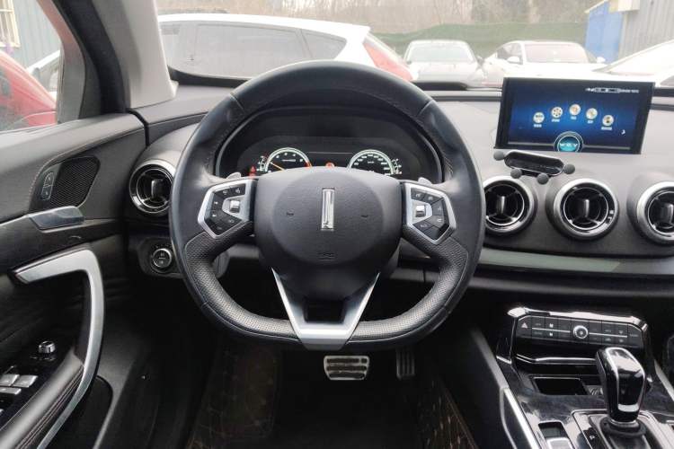 Used Wey VV7 2017 2.0T Flagship Model
