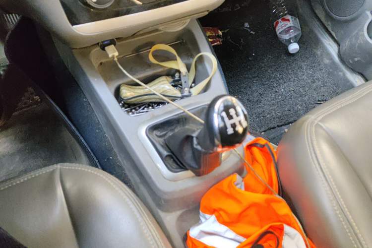 Used BAIC Weiwang M20 2014 1.5L Comfort Version BJ415B Gear Lever