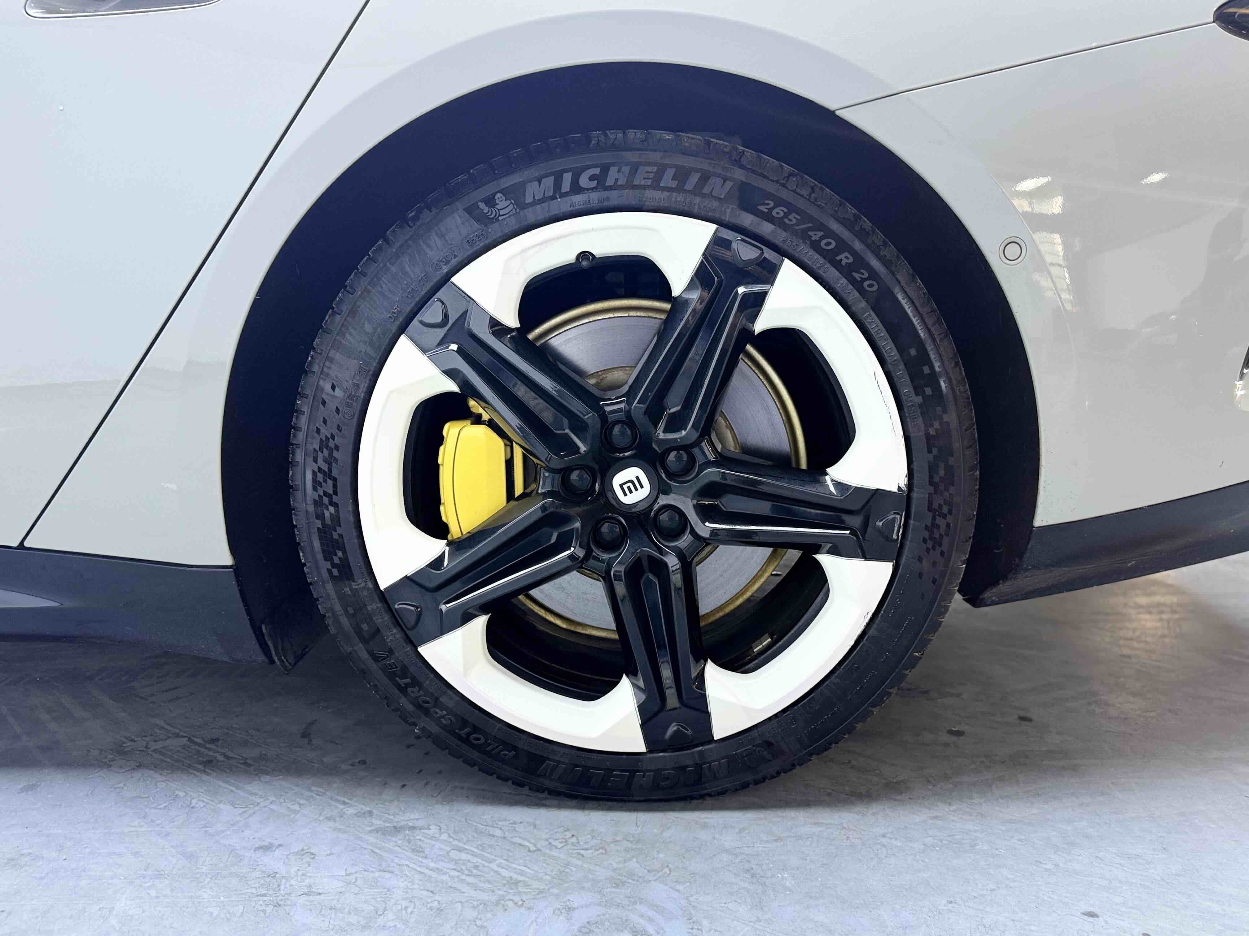 Xiaomi Auto SU7 2024 Four-Wheel Drive Ultra-Long Range Advanced Intelligent Driving Max Edition — снимка 10