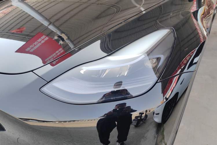 Used Tesla Model Y 2021 Standard Range Rear-Wheel Drive Version