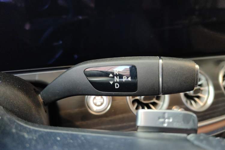 Used Mercedes-Benz E-Class 2022 Second Facelift E 260 L Sport Edition