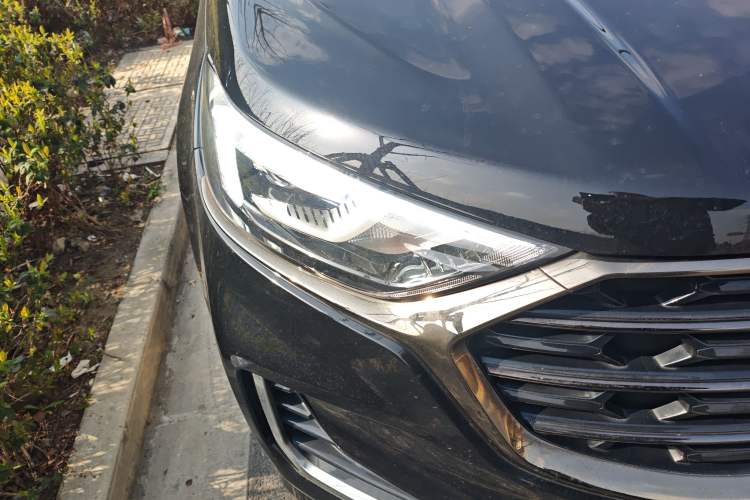 Used Ford Edge 2021 PLUS EcoBoost 245 Two-Wheel-Drive Titanium 7-Seater