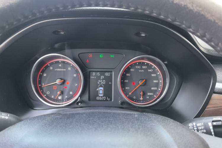 Used Hanteng X5 2018 1.5T CVT Luxury Edition Instrument Cluster