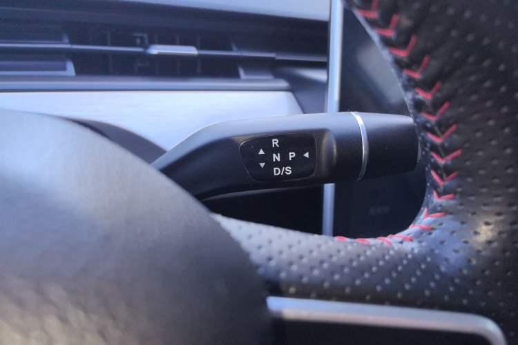 Used NETA V 2022 Long-Range Industry Custom Edition