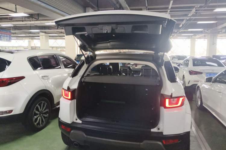 Used Land Rover Range Rover Evoque 2017 2.0T PURE Style Edition
