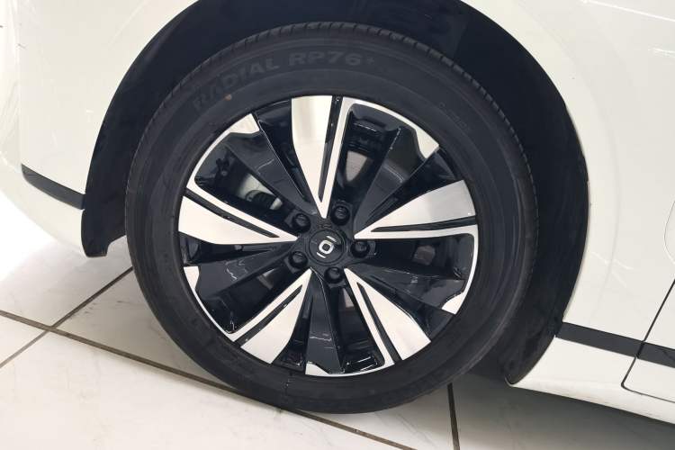 Used CHANGAN NEVO A07 2025 Blue Whale Range-Extending Model 140 Elite Version Left Front Wheel Hub