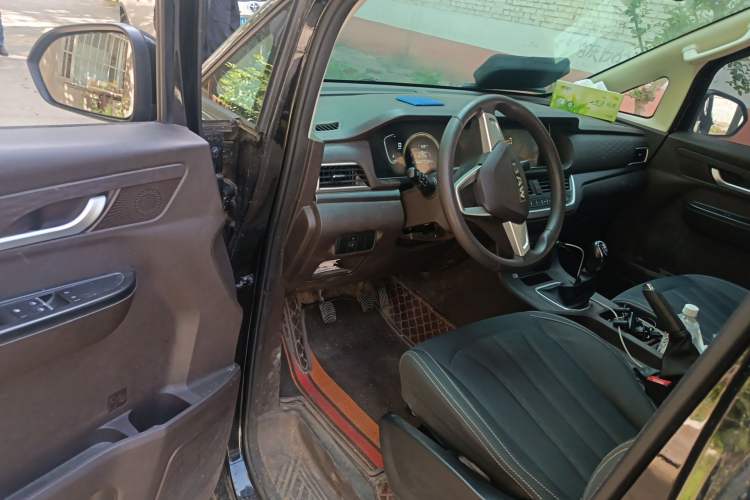 Used BAW Ruisheng Ace M7 2023 2.0L Long Wheelbase Wealth Creation Version 9 Seats Driver Seat