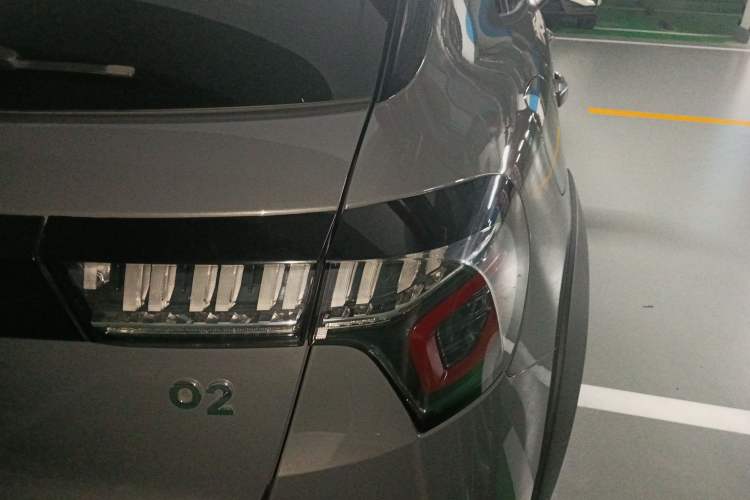 Used Lynk & Co 02 2018 1.5T DCT Two-Wheel Drive Zhaopu Version China V Standard