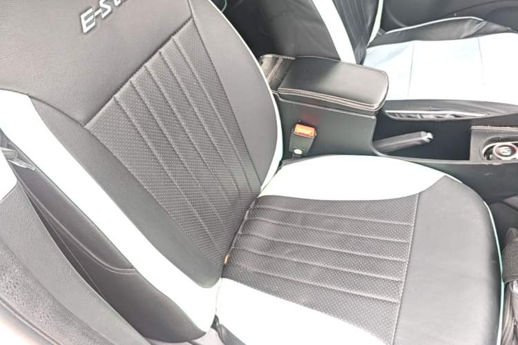 Used CHANGAN Benni E-Star 2021 National Edition Xin Yue Version (Fast-Charging Edition) Lithium Iron Phosphate (31.18 kWh)

