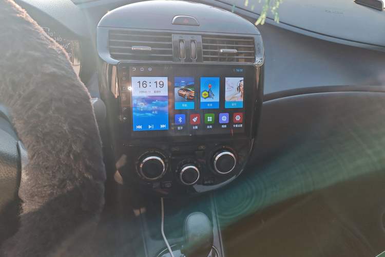 Used Nissan Tiida 2011 1.6L CVT Comfort Model